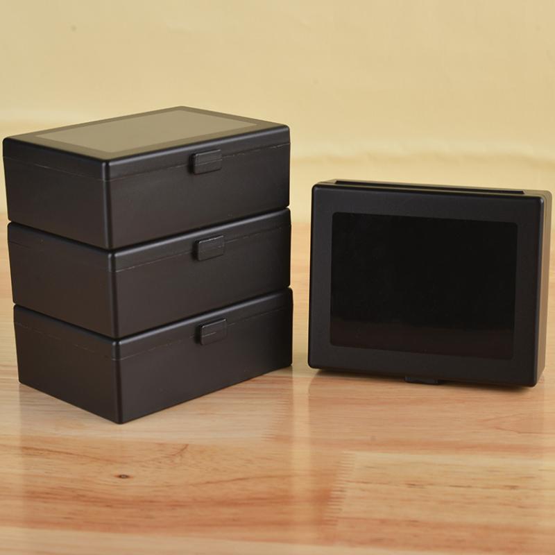 Desk Setup Black And White - Kotak Penyimpanan Kartu Plastik Hitam/Putih Kotak